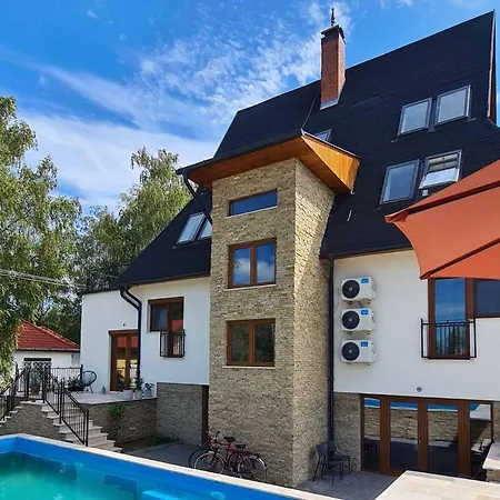 Mihelyuenk